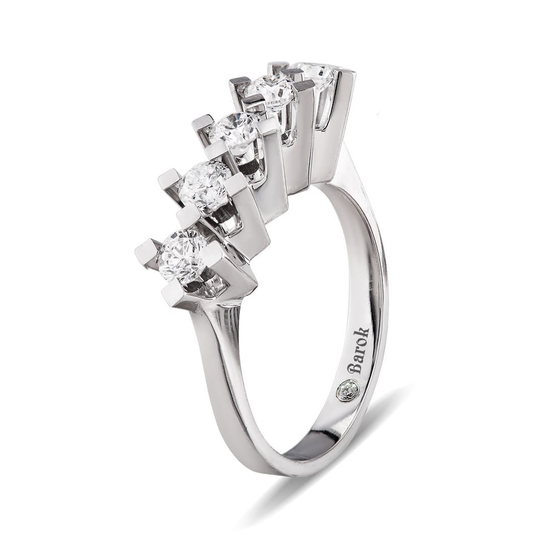 Pırlanta Beştaş Yüzük 0.93 Ct. F SI 18K