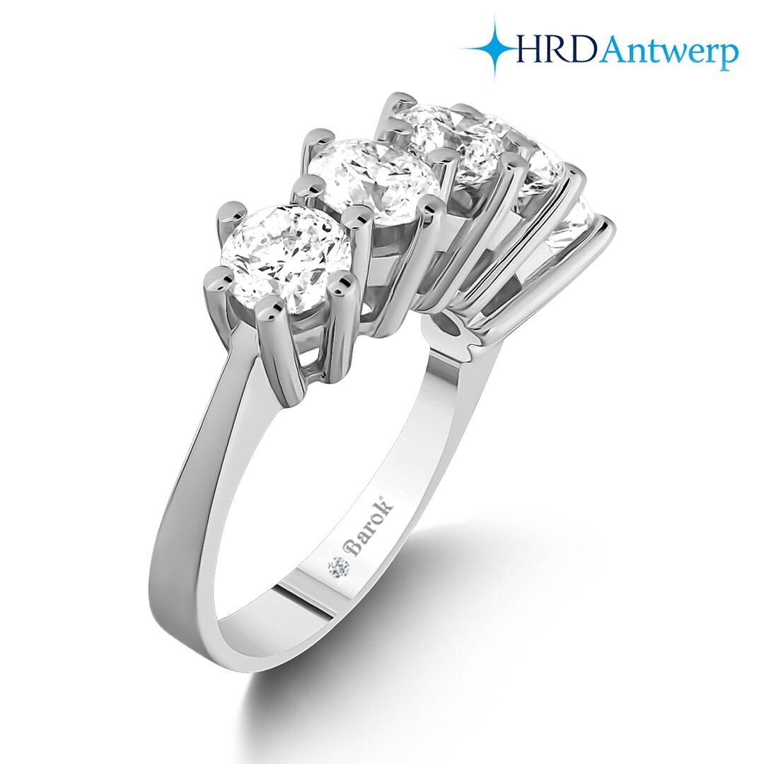 Pırlanta Beştaş Yüzük 3.54 Ct. G SI HRD Sertifikalı