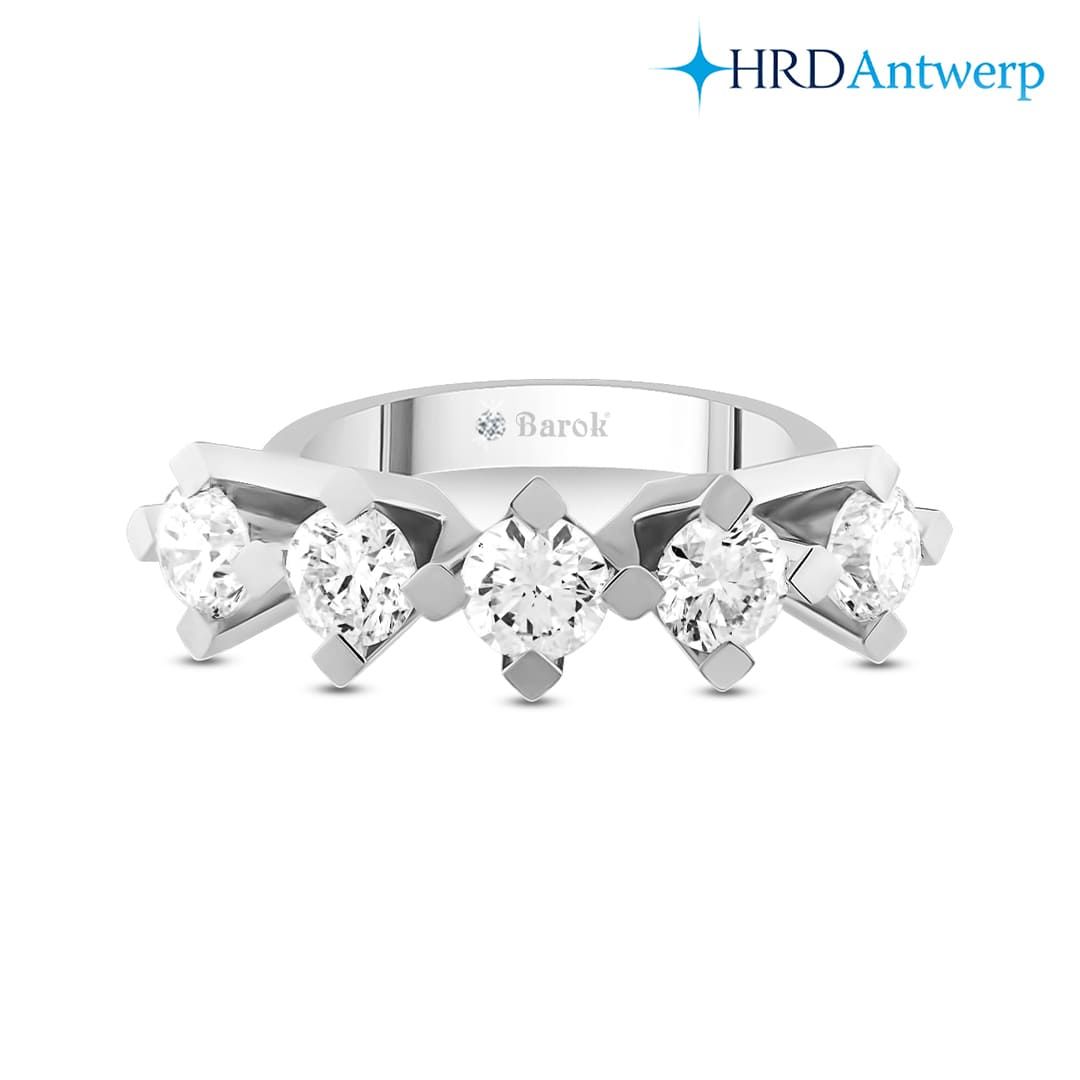 Pırlanta Beştaş Yüzük 2.57 Ct. E SI HRD Sertifikalı