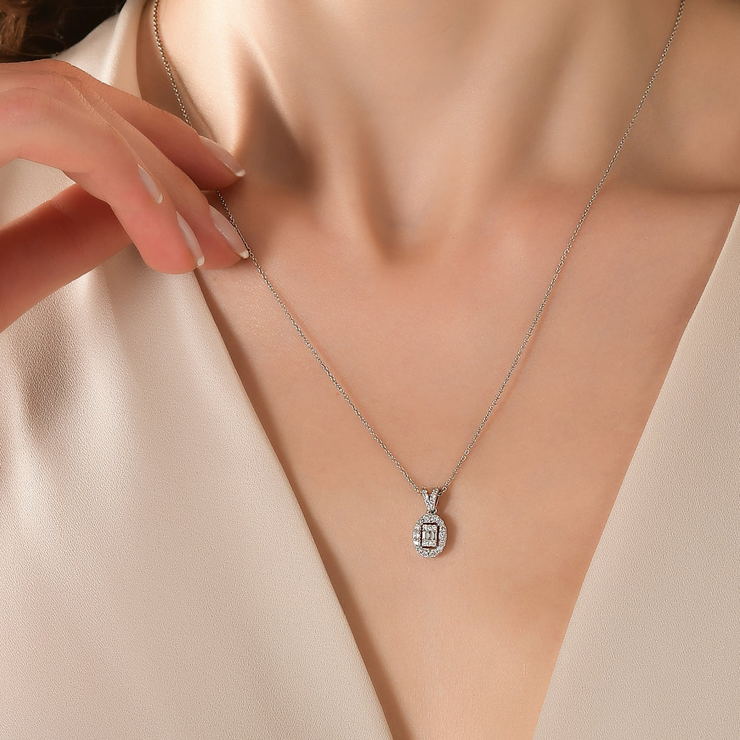 Baget Pırlanta Kolye 0.31 Ct. E VS 18K