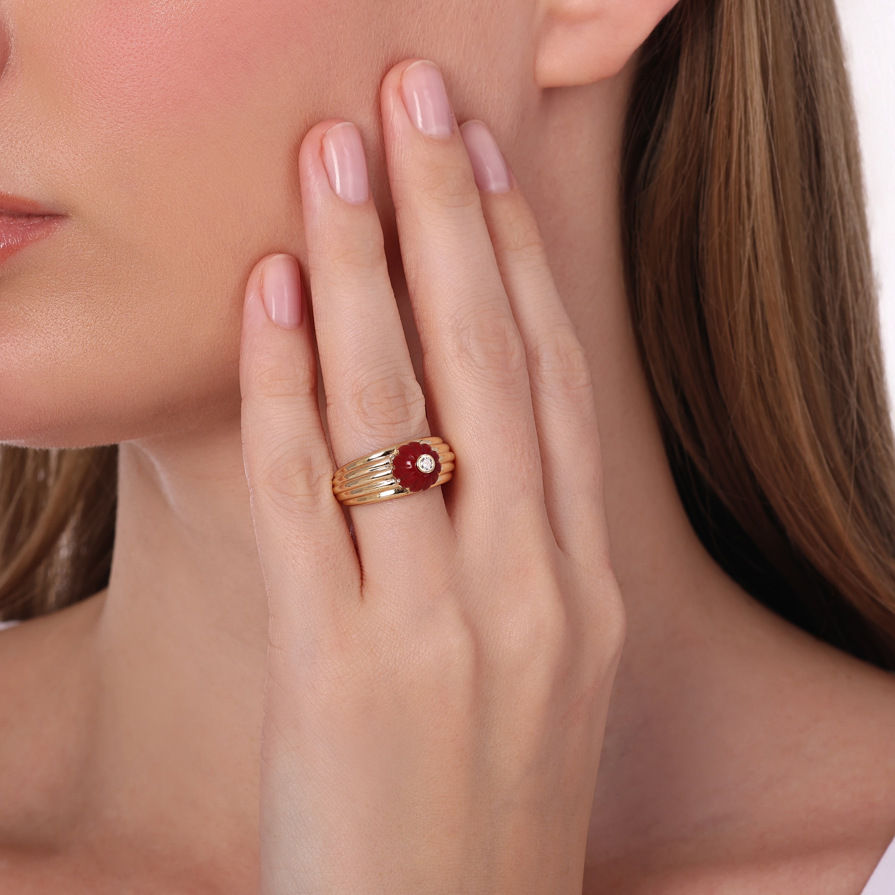 Pırlanta 0.05 Ct. Kırmızı Mineli Altın Yüzük 14K