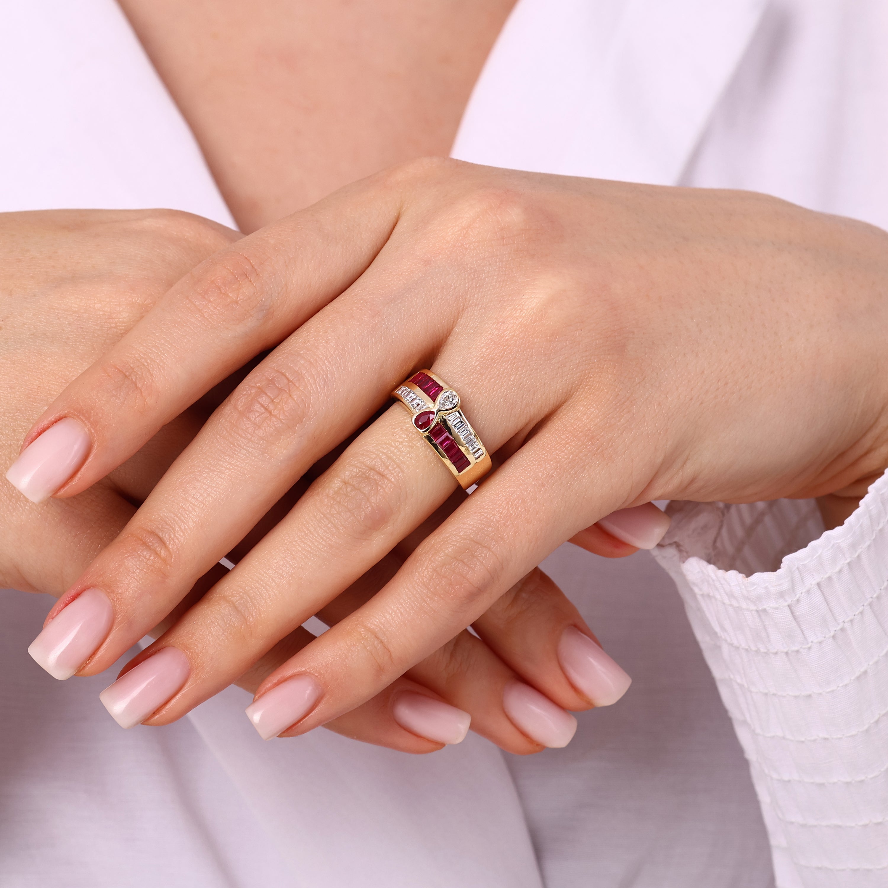 Damla Pırlantalı Prenses Yakut Altın Yüzük 0.54 Ct 18K