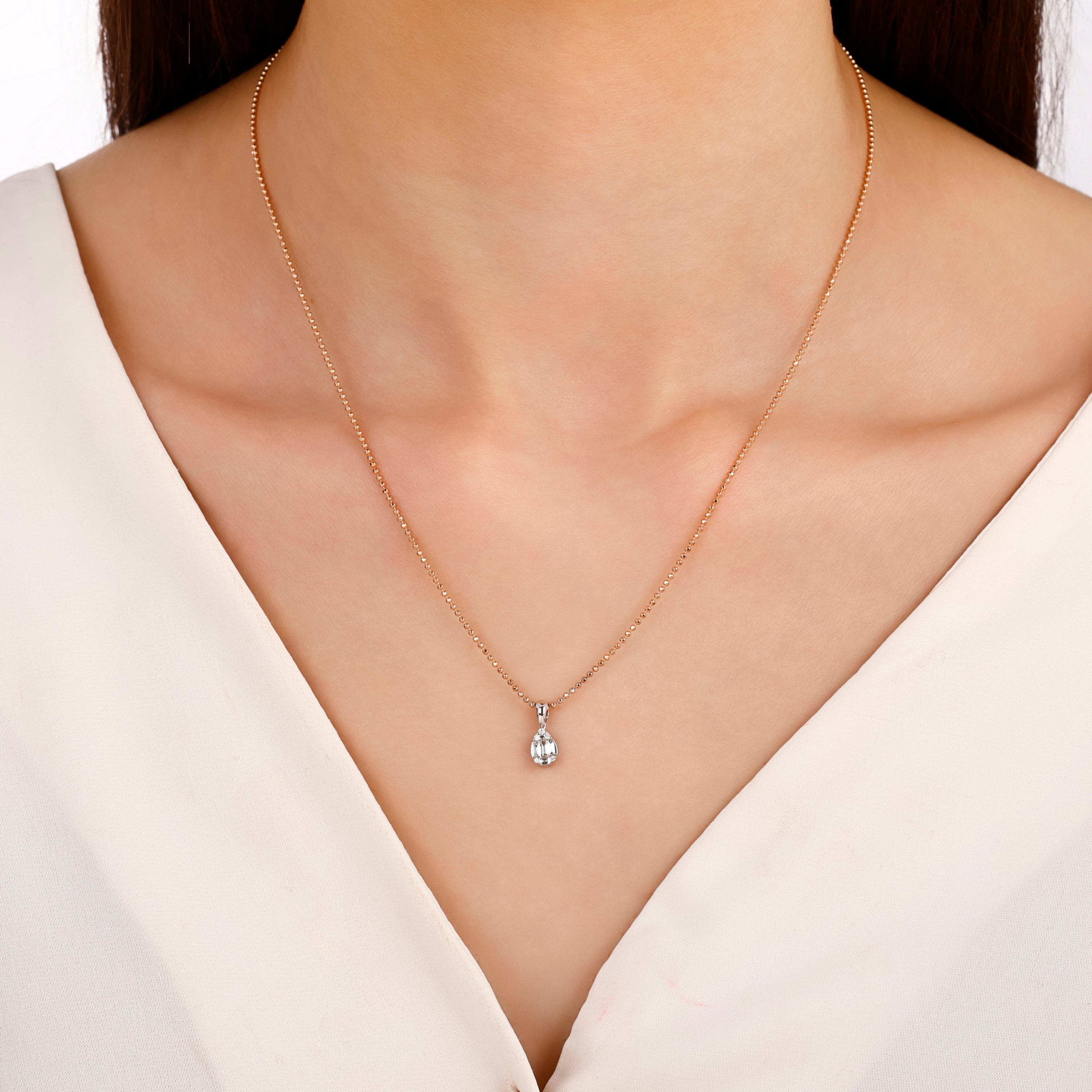 Baget Pırlantalı 0.15 Ct. Lyrana Rose Kolye 14K