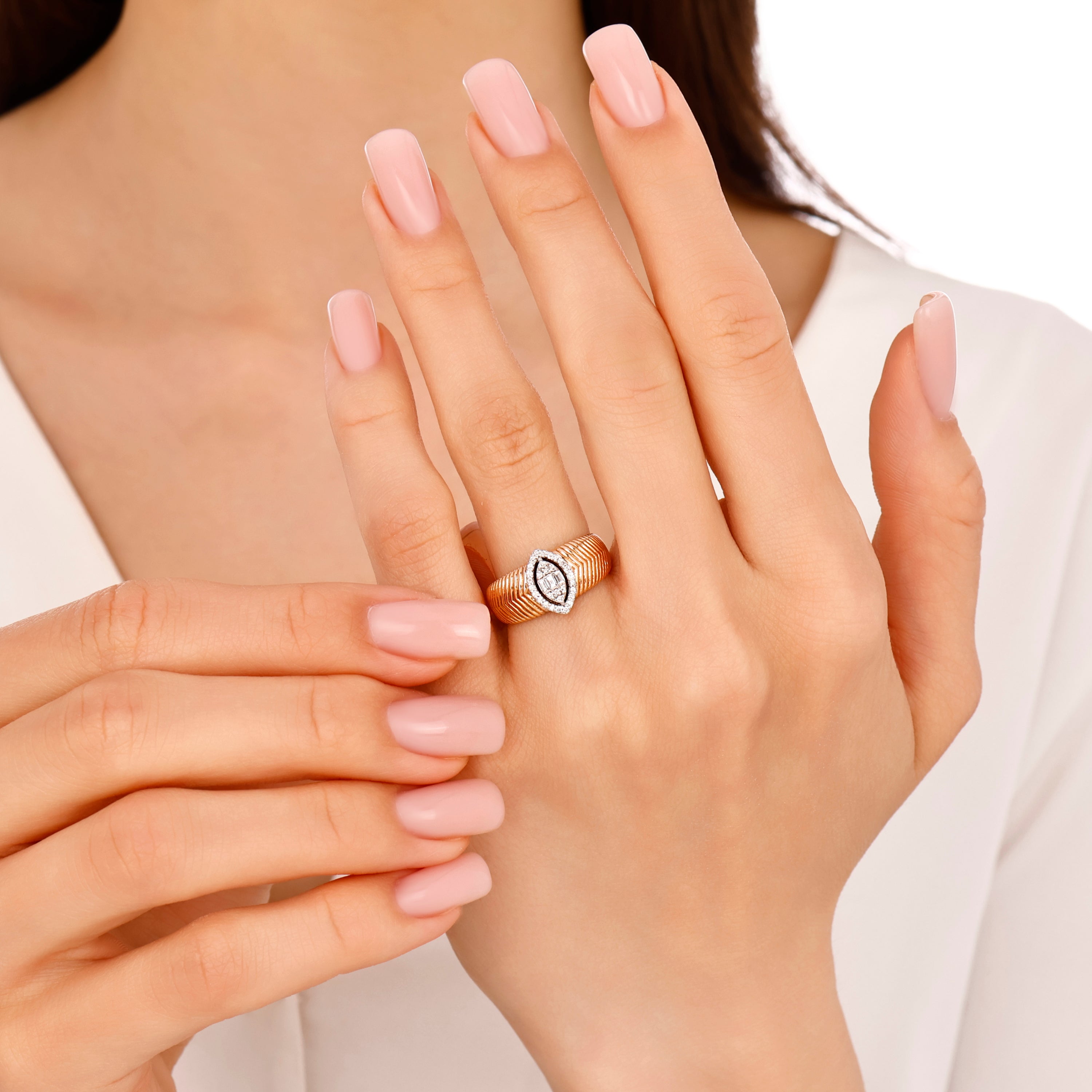 Baget Pırlantalı 0.17 Ct. Phrygiana Rose Yüzük 18K