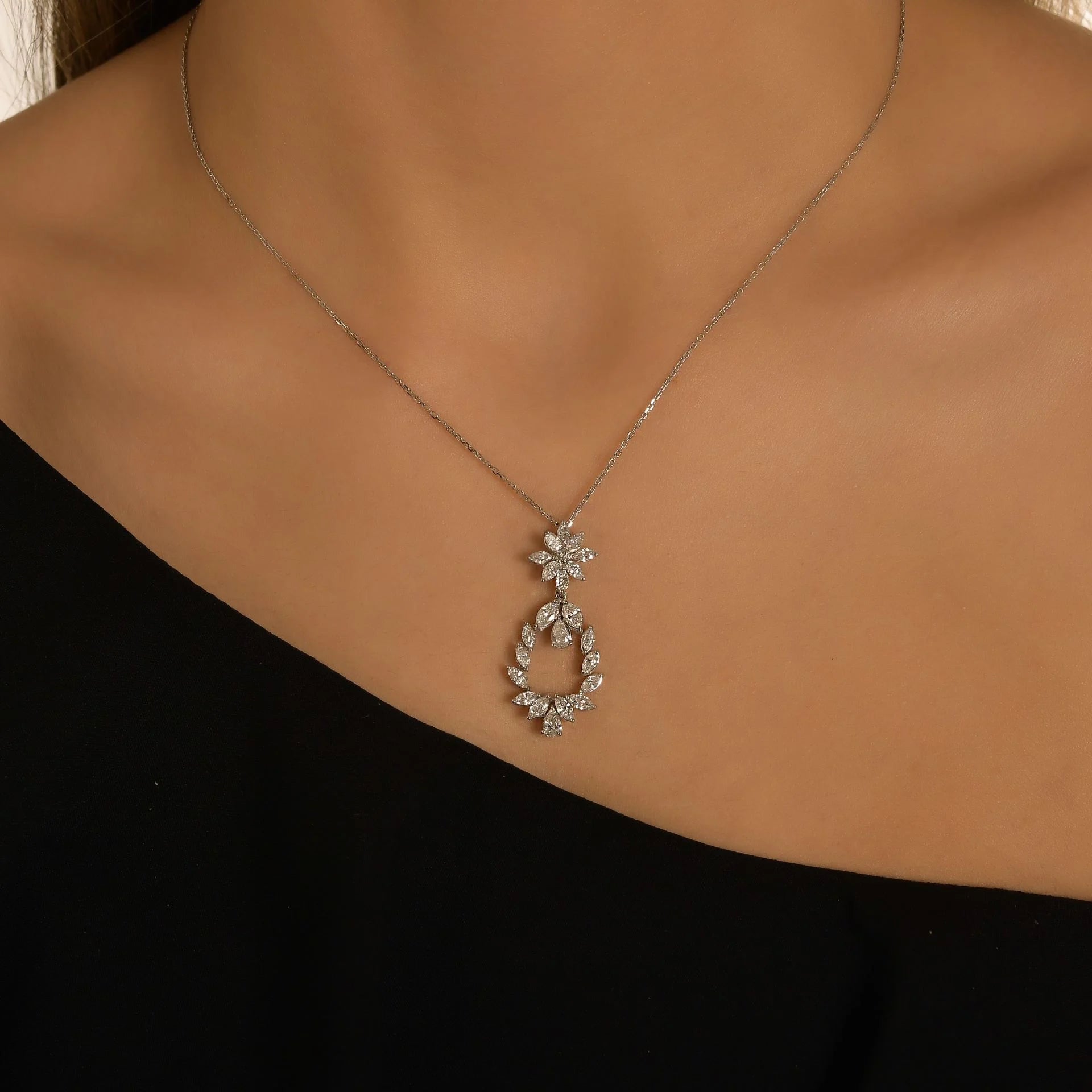 Damla Ve Markiz Pırlanta Kolye 2.04 Ct. E VS 18K