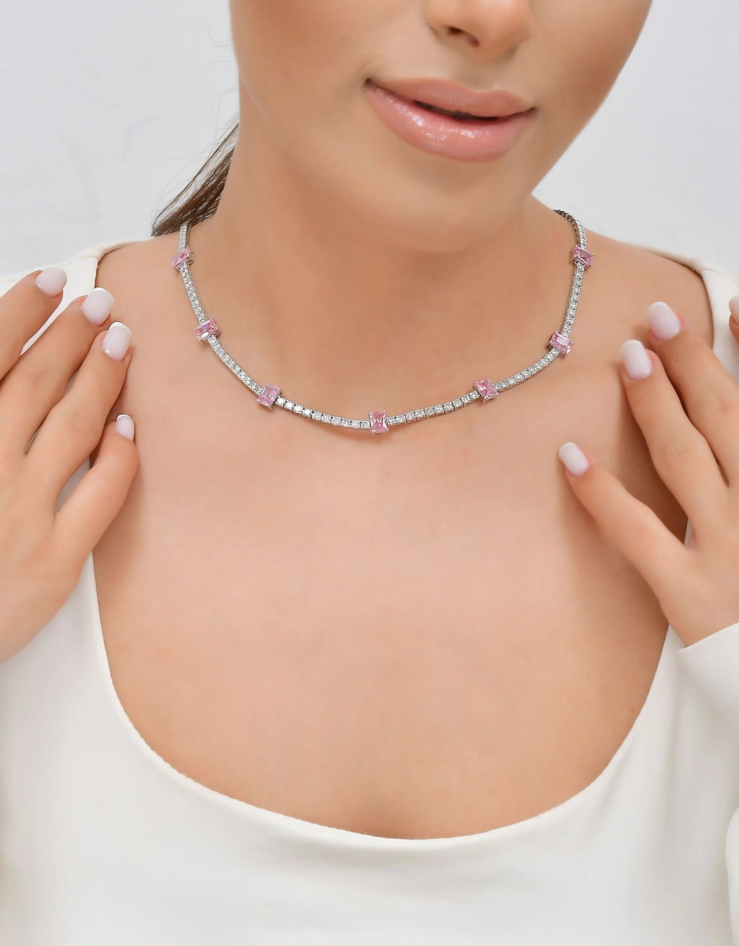 Pink Quartz Taşlı Suyolu Pırlanta Kolye 4.88 Ct. E VS 18K