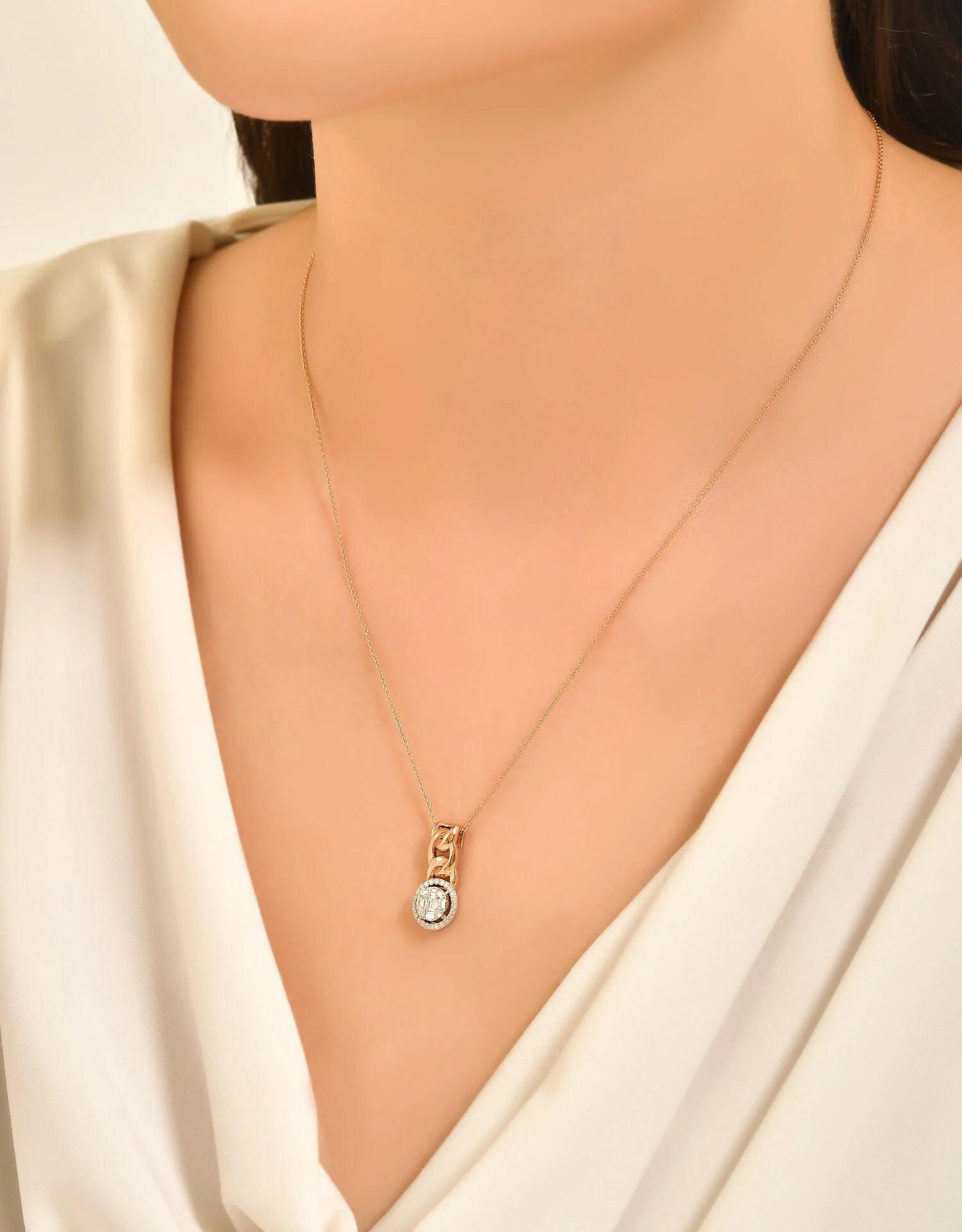 Baget Pırlantalı Kolye 0.22 Ct. E VS