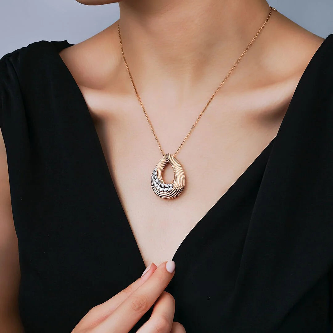 Markiz Pırlanta Kolye 0.81 Ct. E VS 18K