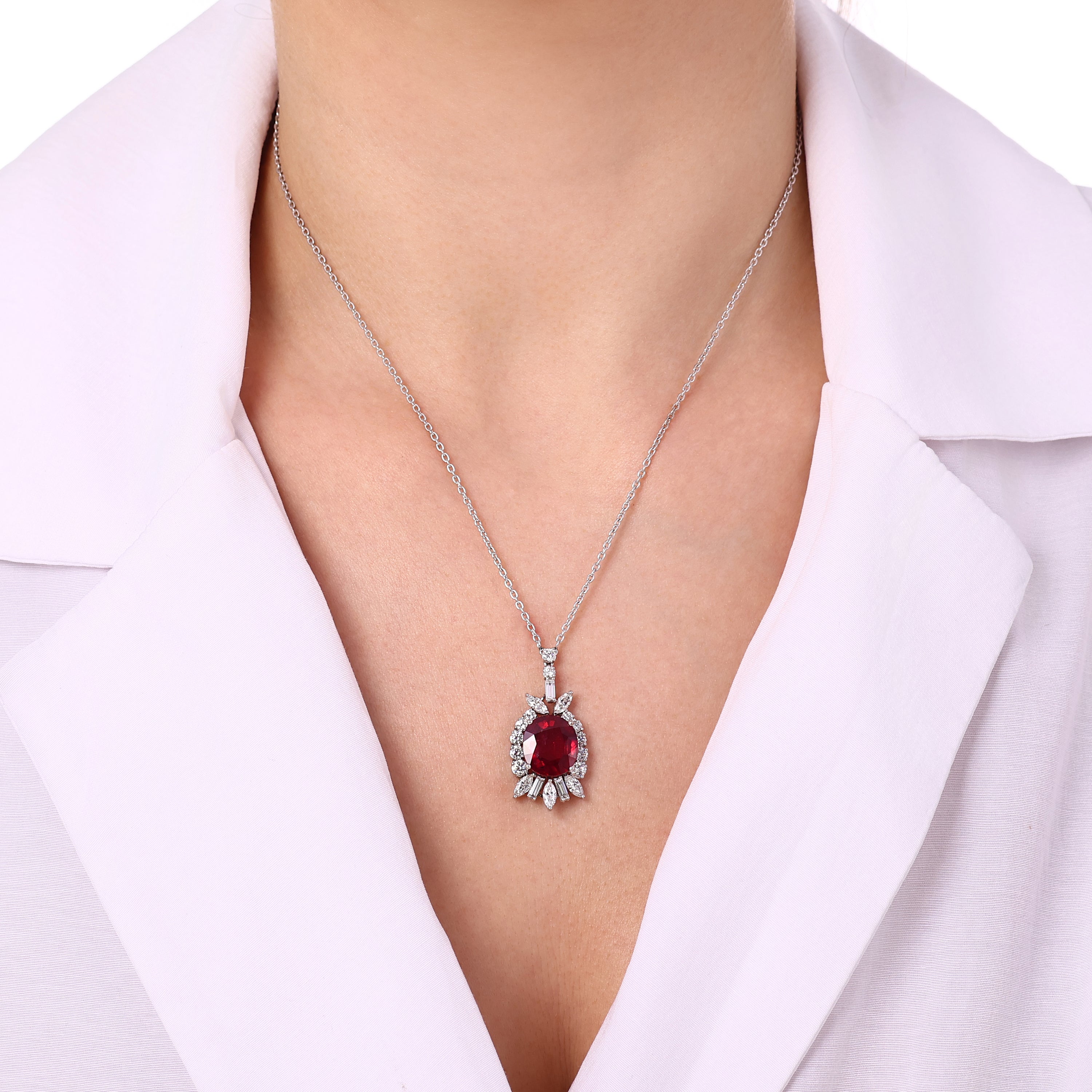 Markiz Pırlantalı Oval Yakut Altın Kolye 1.73 Ct. 18K