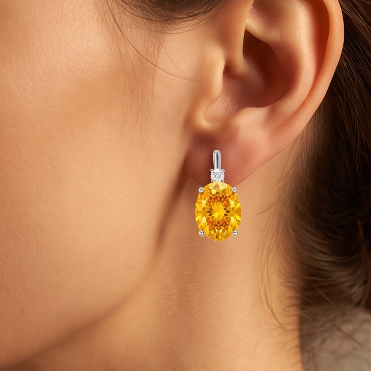 Oval Citrine Pırlantalı 0.35 Ct. Küpe 14K