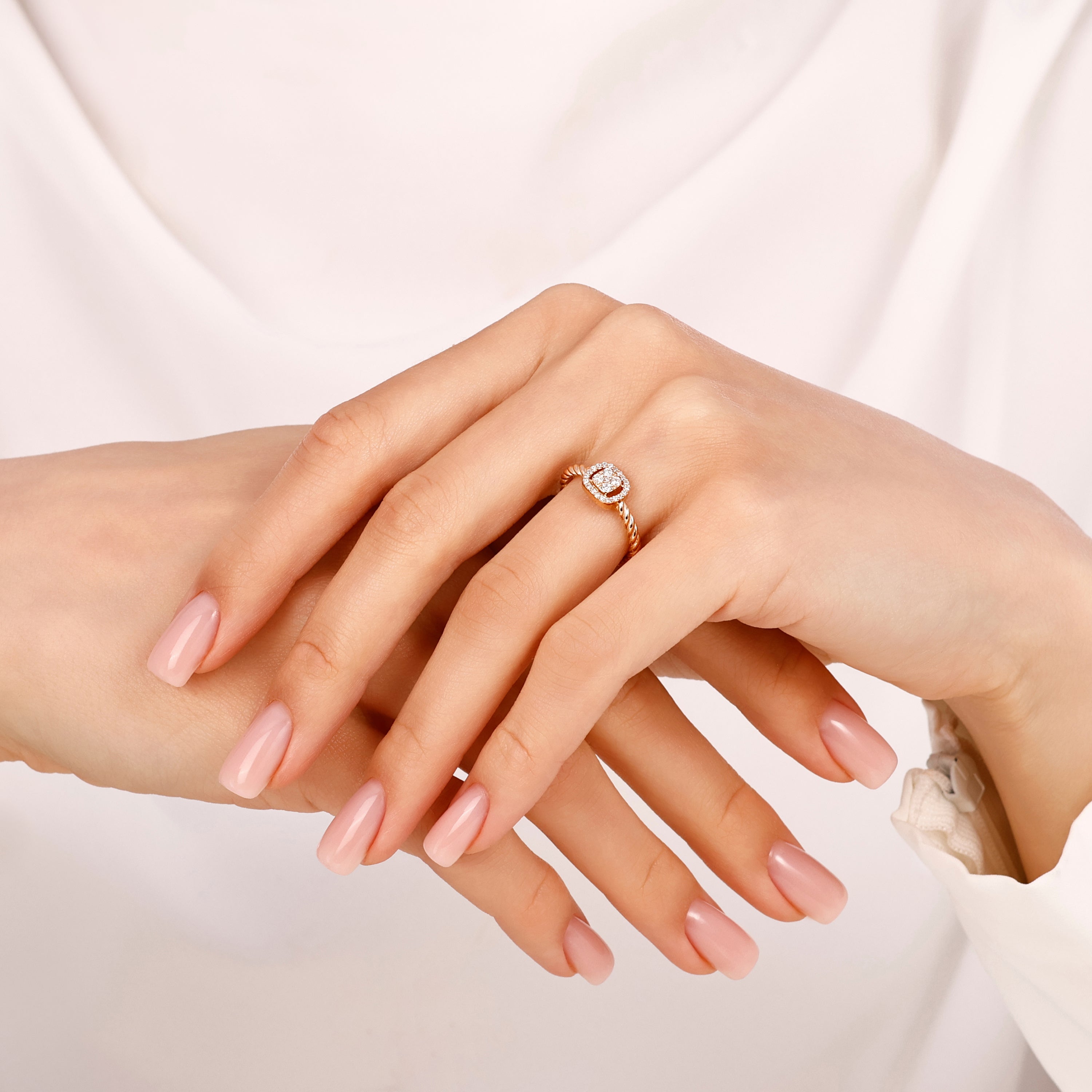 Pırlanta 0.20 Ct. Pergolia Rose Fantezi Yüzük 14K