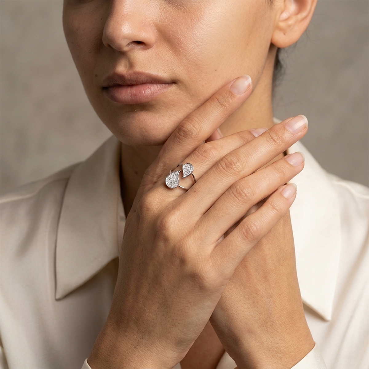 Pırlanta 0.44 Ct. Çift Yaprak Fantezi Yüzük 18K