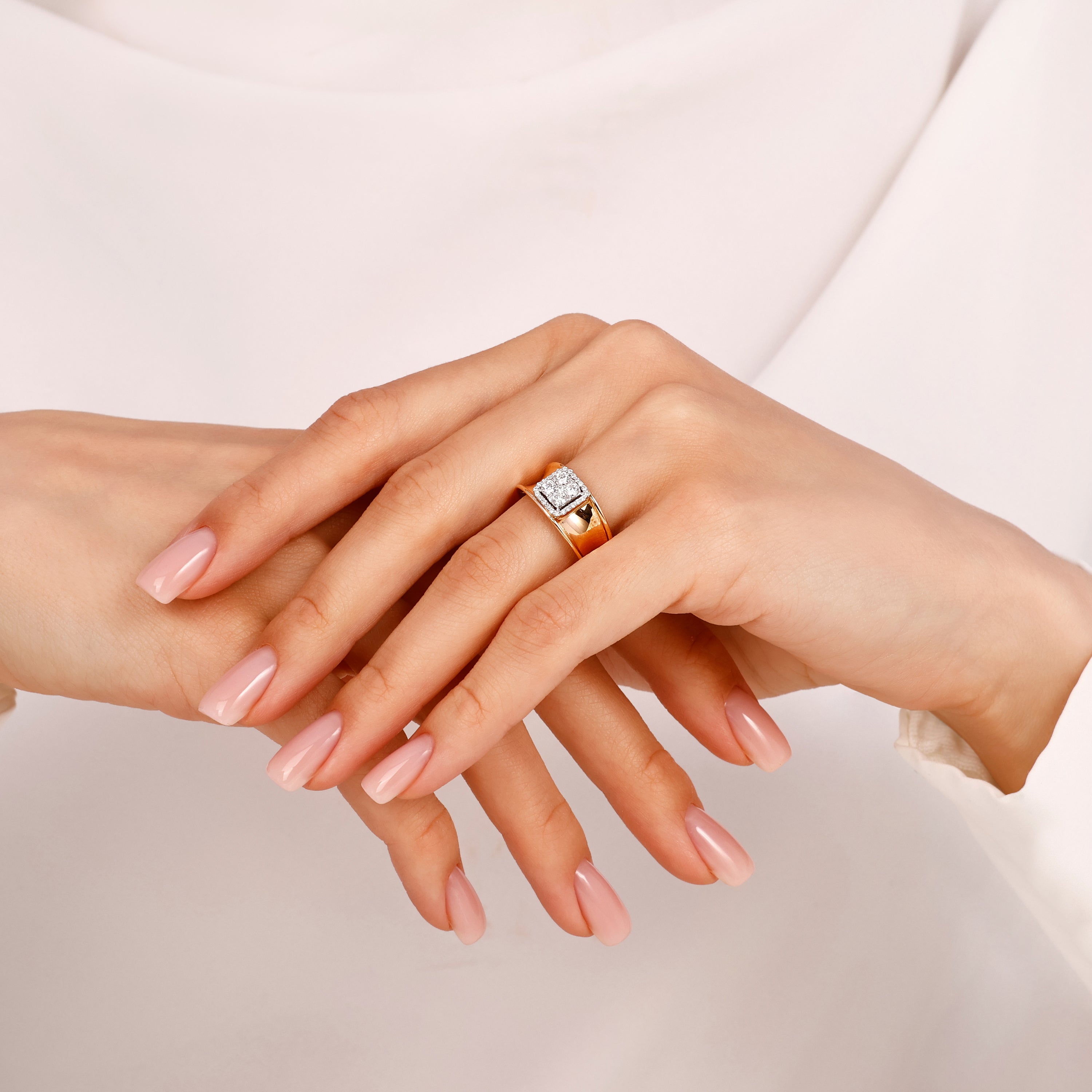 Pırlanta 0.46 Ct. Sonella Rose Fantezi Yüzük 18K