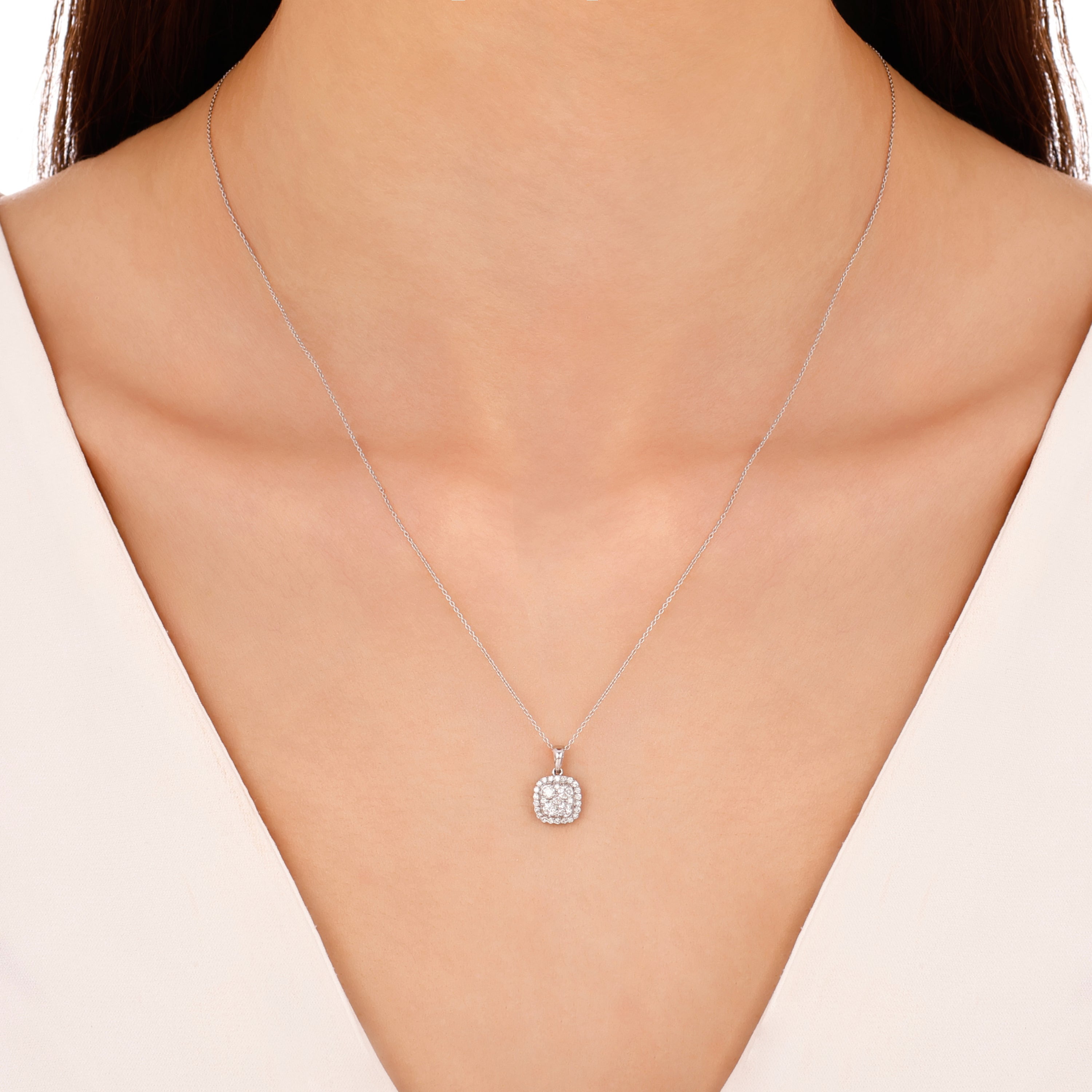 Pırlantalı 0.34 Ct. Indusa Beyaz Kolye 14K