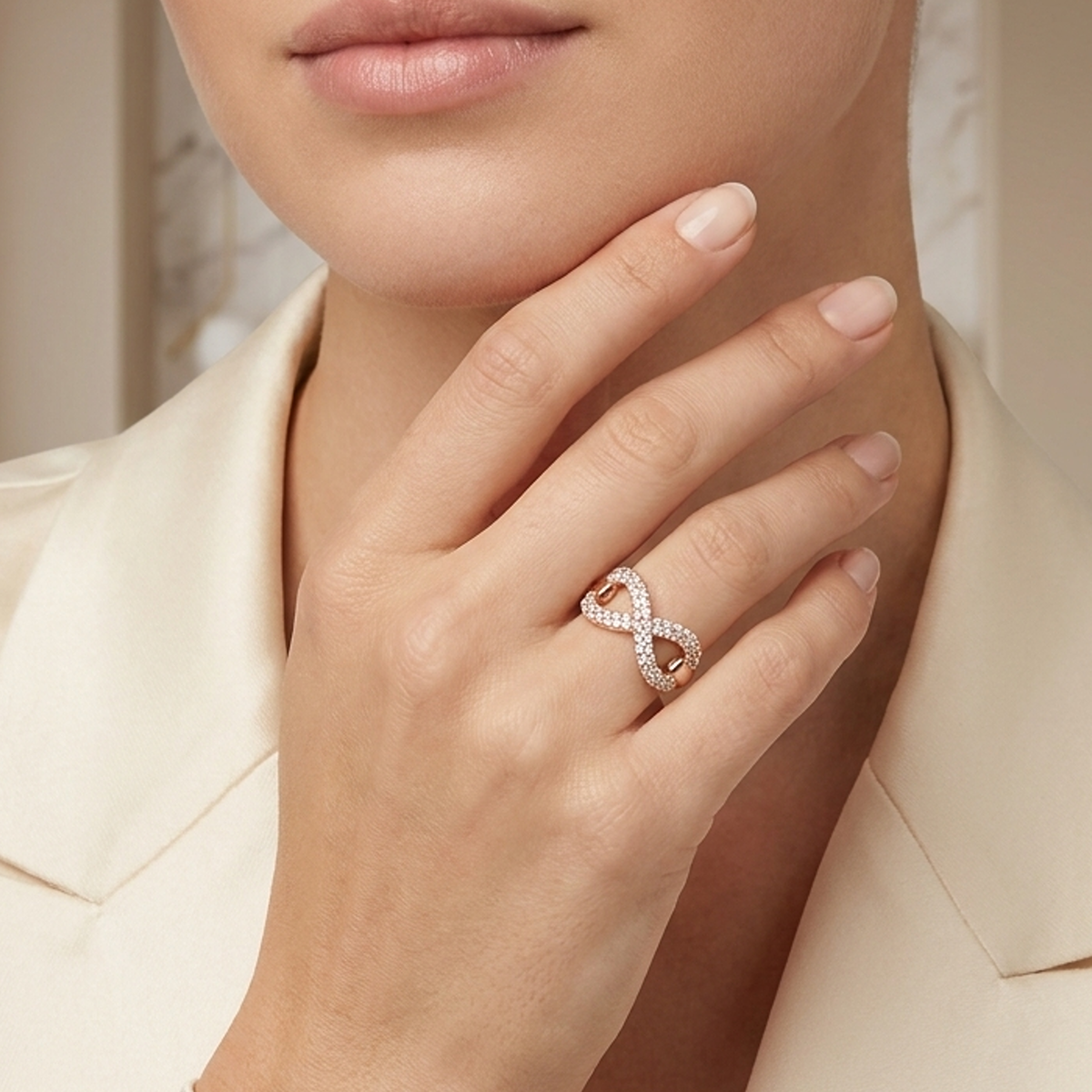 Pırlantalı 0.50 Ct. Sonsuzluk Rose Altın Yüzük 18K