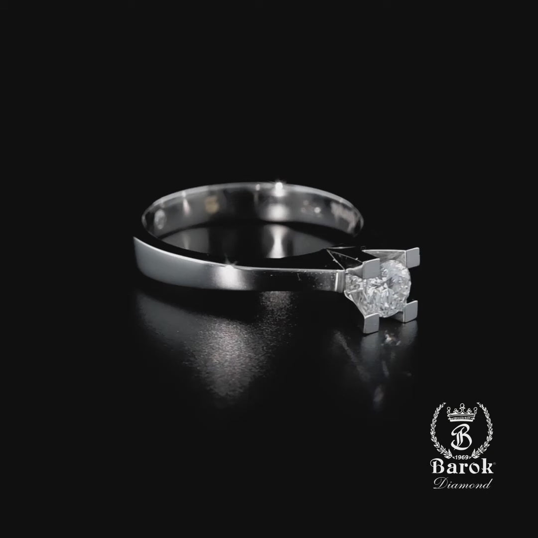 Pırlanta Tektaş Yüzük 0.60 Ct. G SI1 HRD Sertifikalı