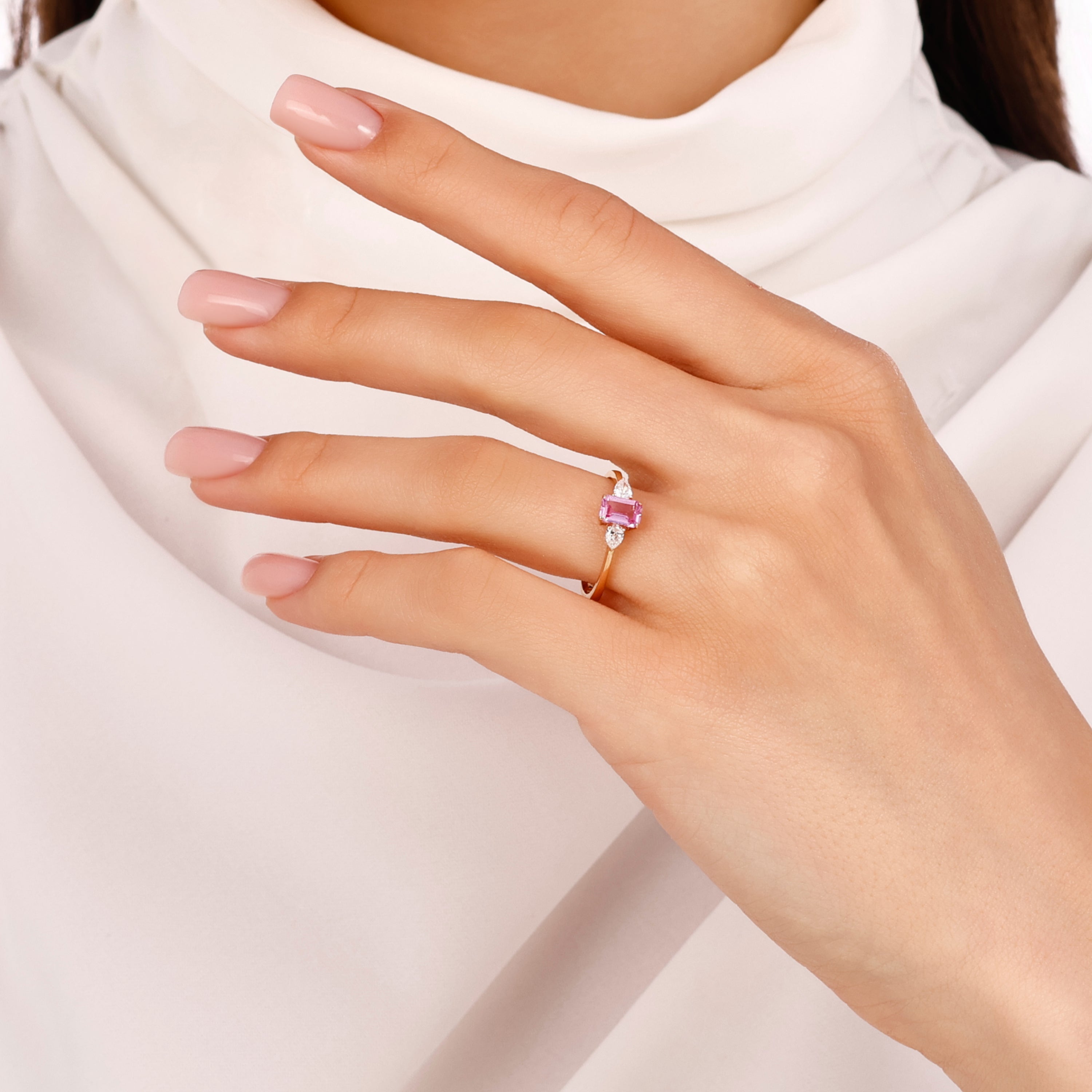 Renkli Taşlı 0.22 Ct Violacea Rose Pırlanta Yüzük 14K