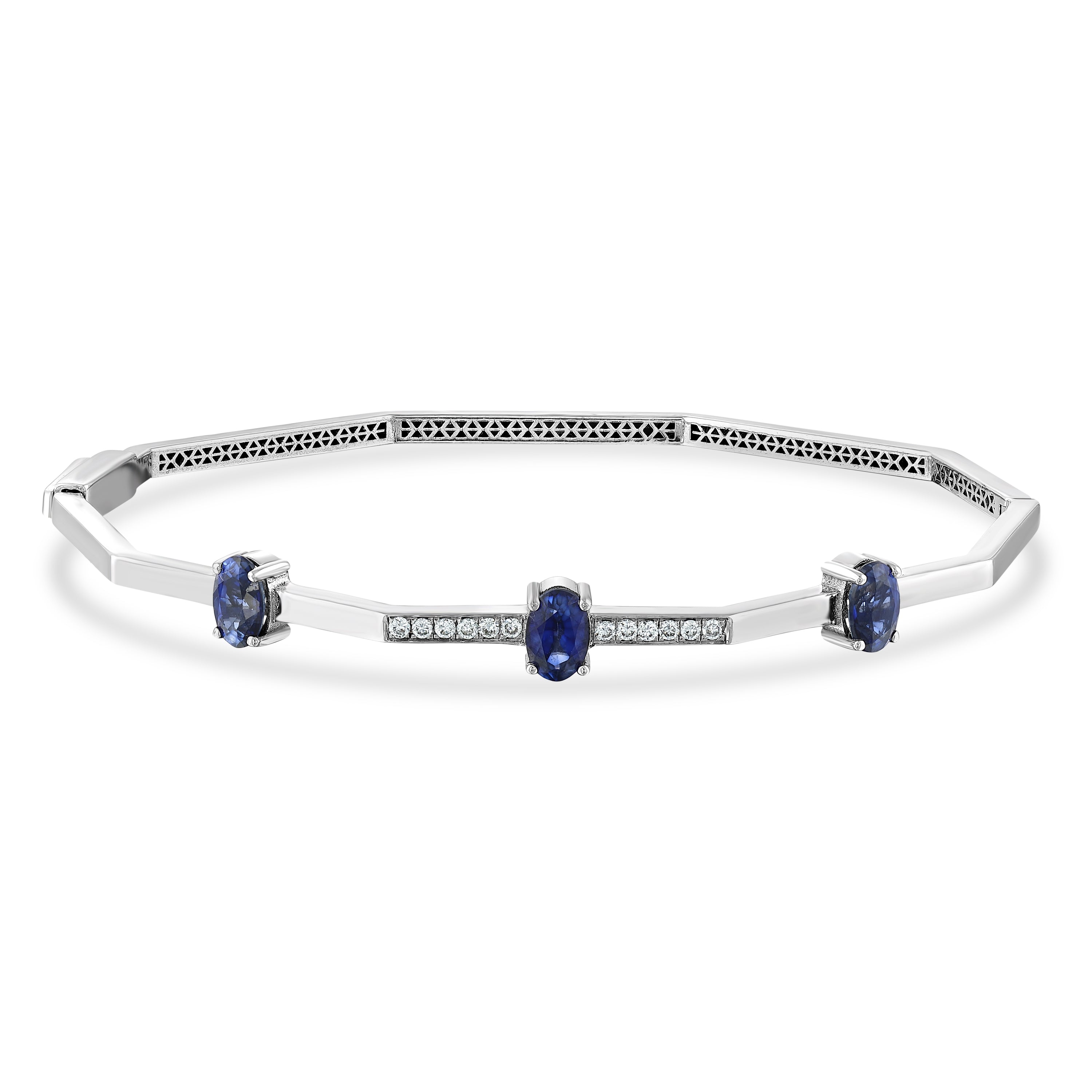 Safir Pırlantalı Oval Kesim 0.11 Ct. Saphielle Kelepçe 18K