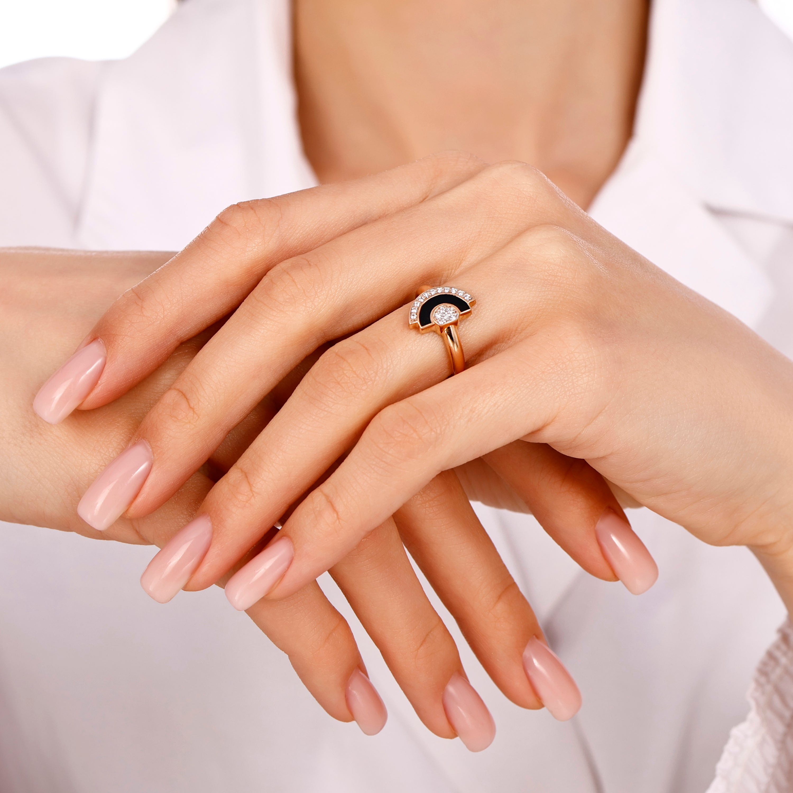 Siyah Mineli Pırlanta 0.14 Ct. Rose Yüzük 14K